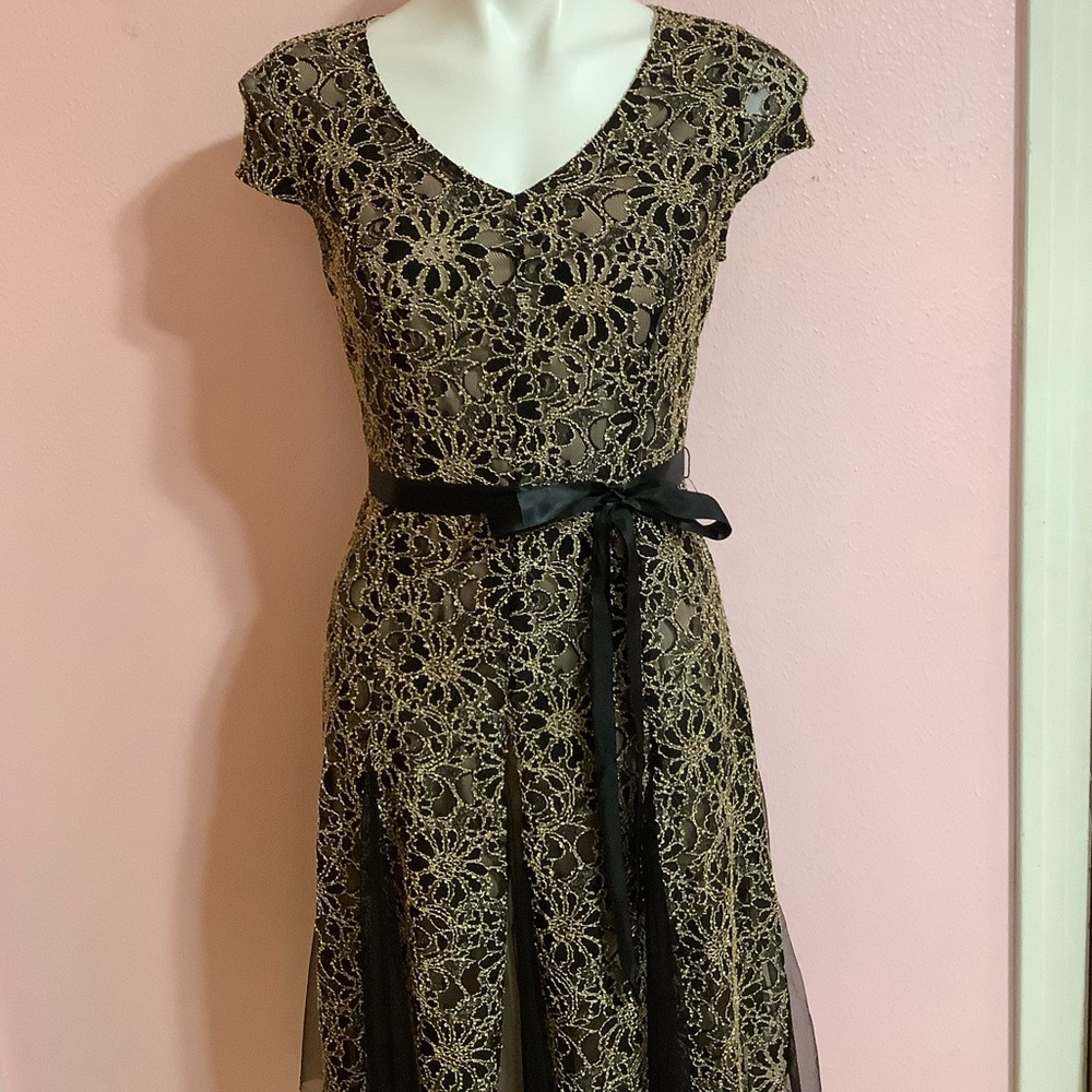 Candidate dress
